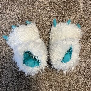 Furry White and Blue Monster Claw Slippers